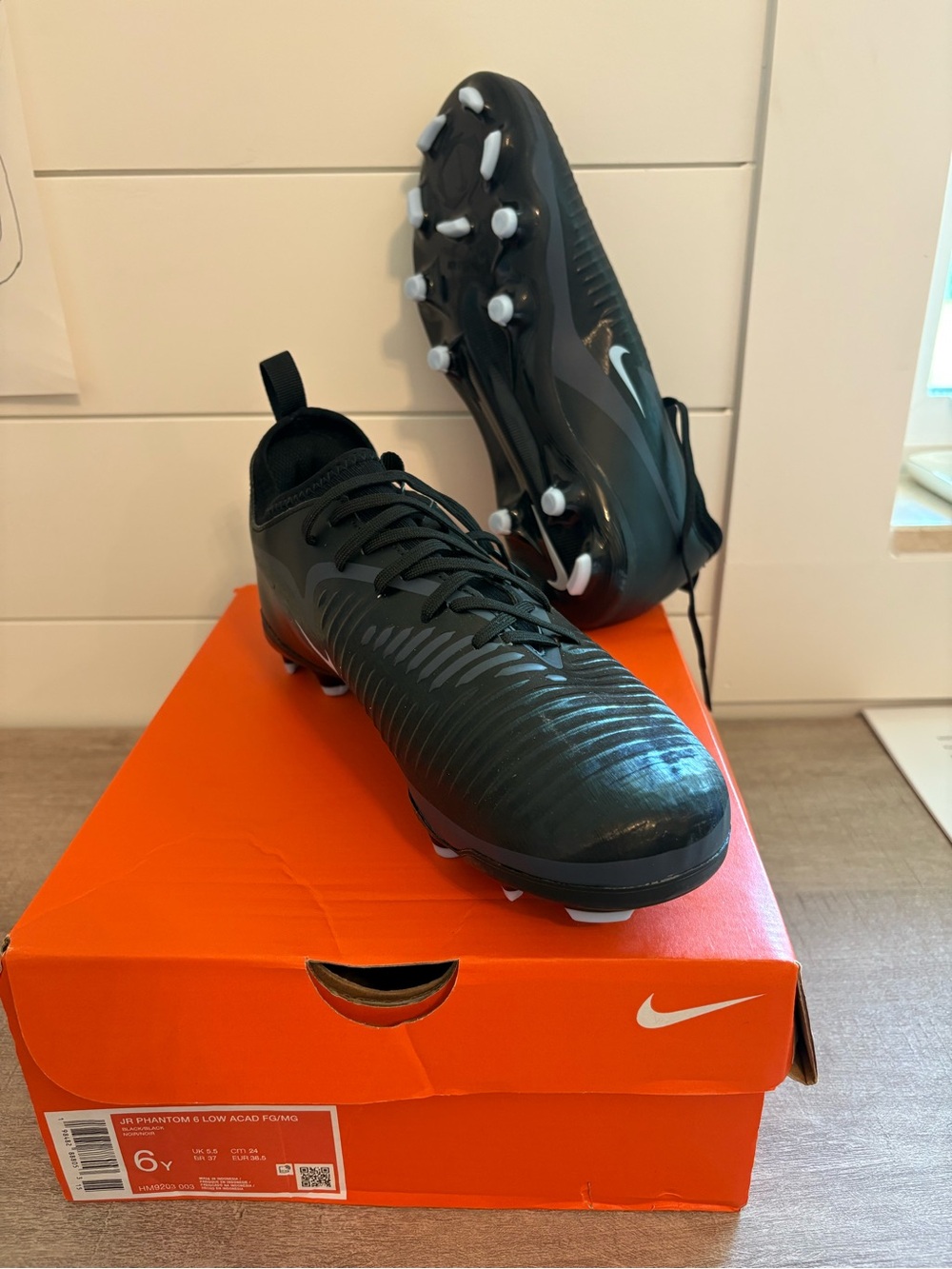 Nike Kids Black Soccer Cleats with White Studs